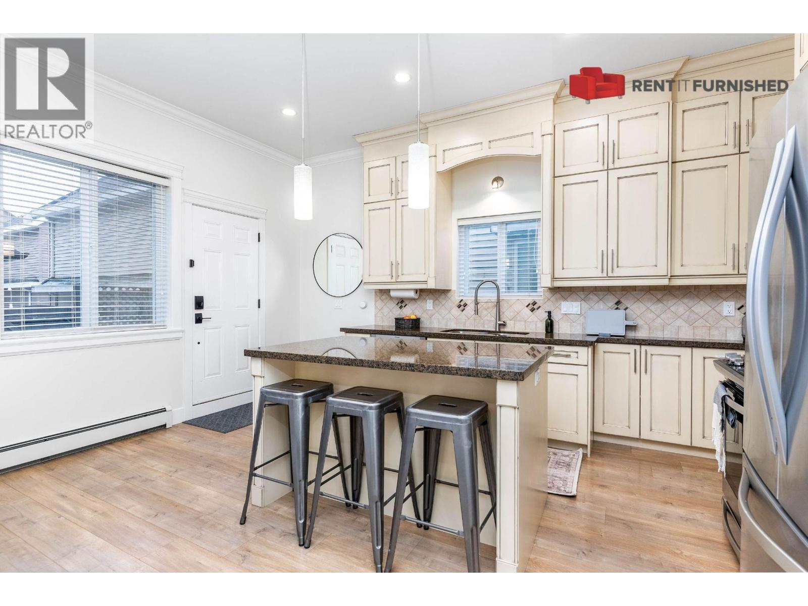 3 Bed, 2 Bath House for Rent in Vancouver – A 6796 191A STREET, Vancouver - Image 11
