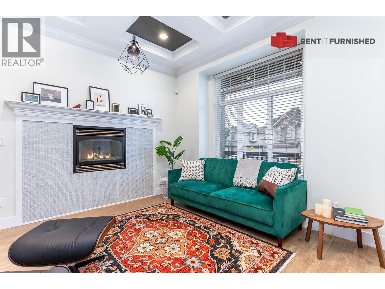 3 Bed, 2 Bath House for Rent in Vancouver – A 6796 191A STREET, Vancouver - Image 3