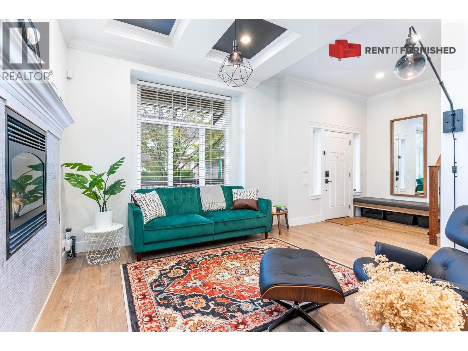 3 Bed, 2 Bath House for Rent in Vancouver – A 6796 191A STREET, Vancouver - Image 8