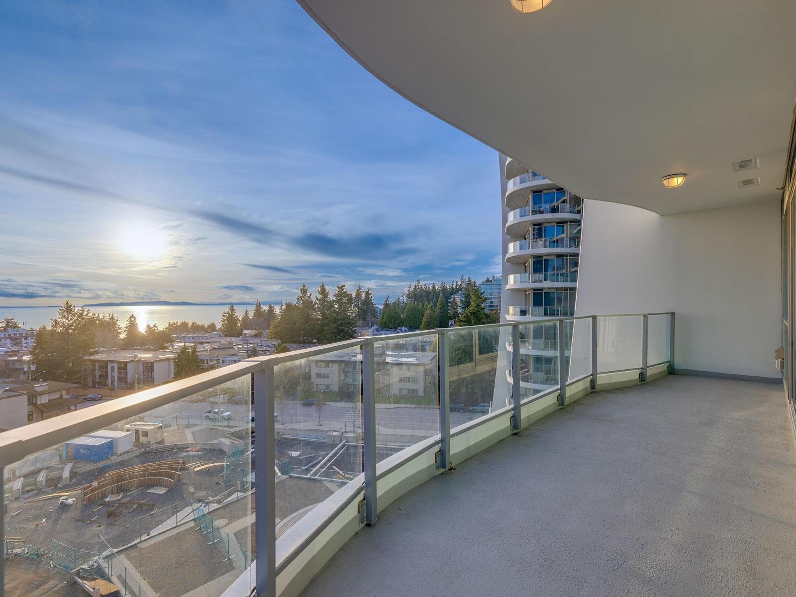 604 1501 FOSTER STREET, White Rock