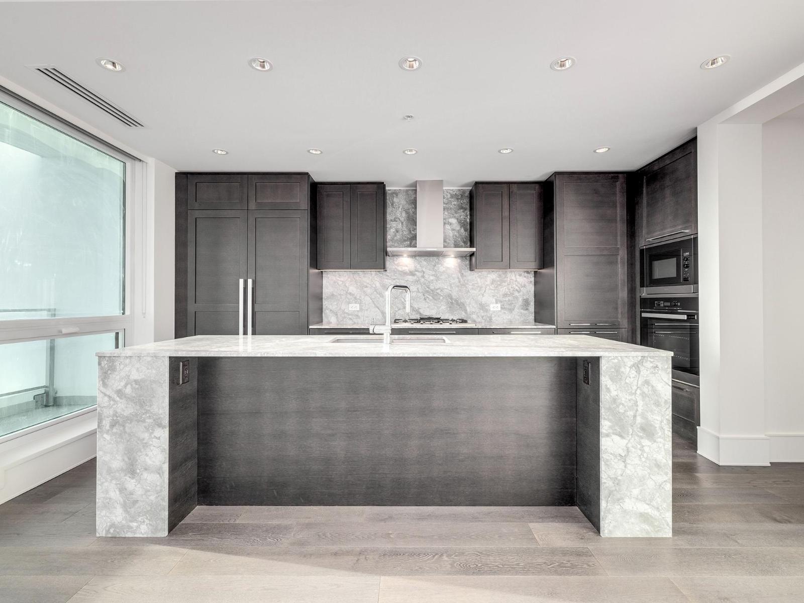 604 1501 FOSTER STREET, White Rock