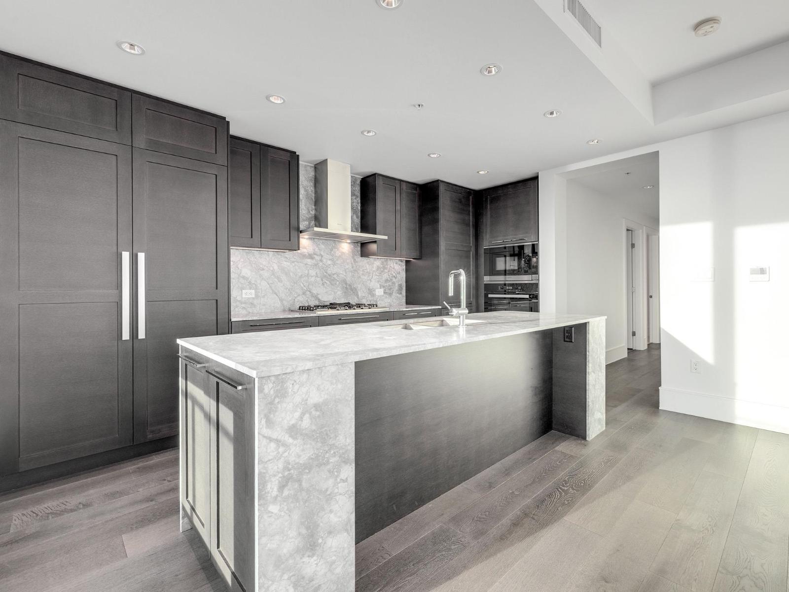 604 1501 FOSTER STREET, White Rock