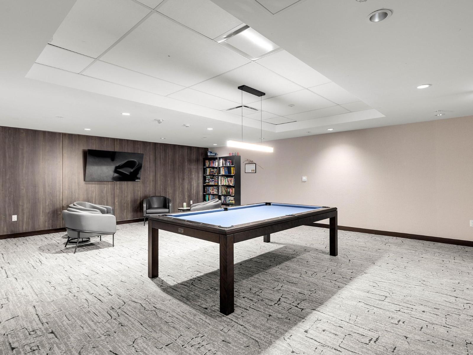 604 1501 FOSTER STREET, White Rock