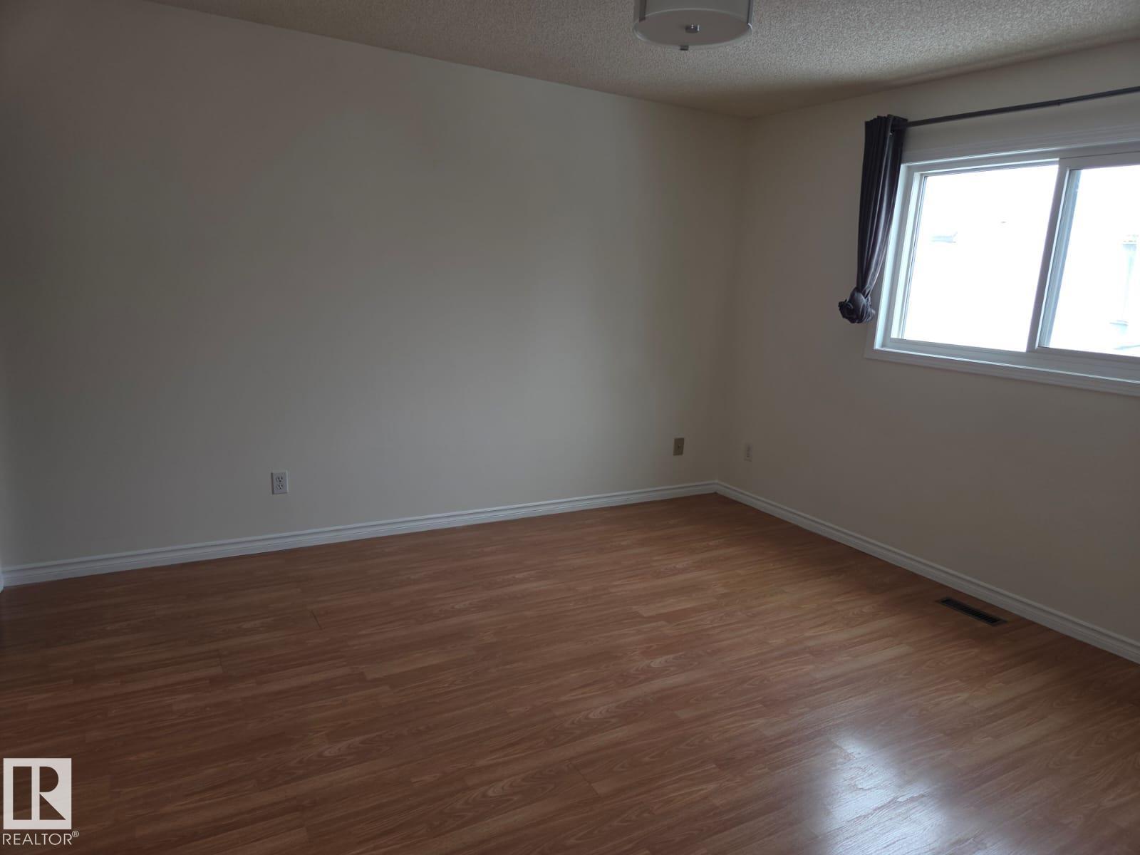 6520 154 AV NW - 28