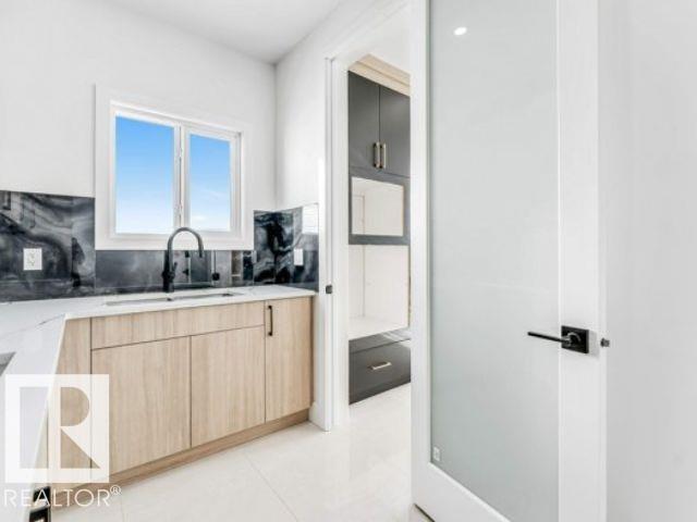 6706 176A AV NW, Edmonton