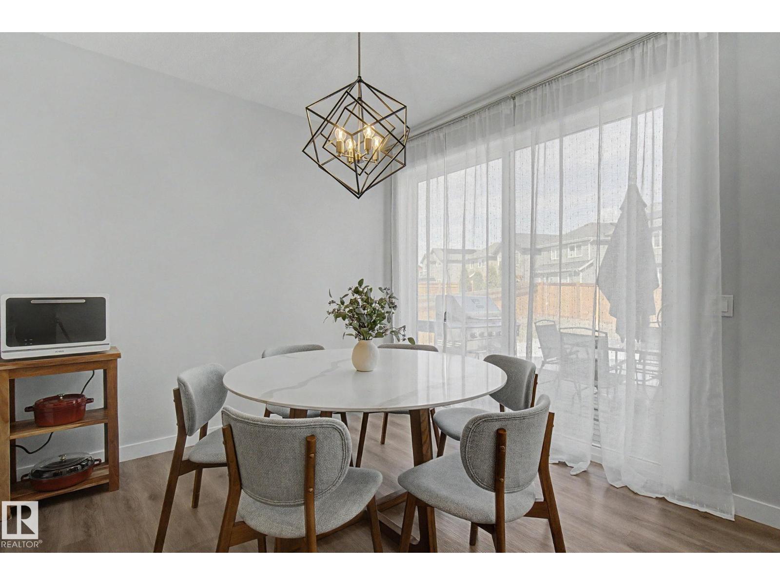 2721 DONAGHEY CR SW, Edmonton