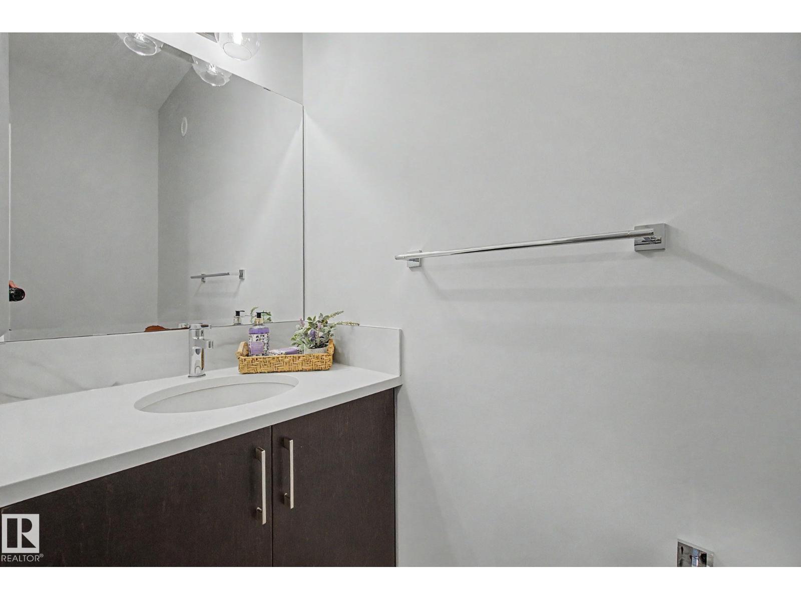 2721 DONAGHEY CR SW, Edmonton