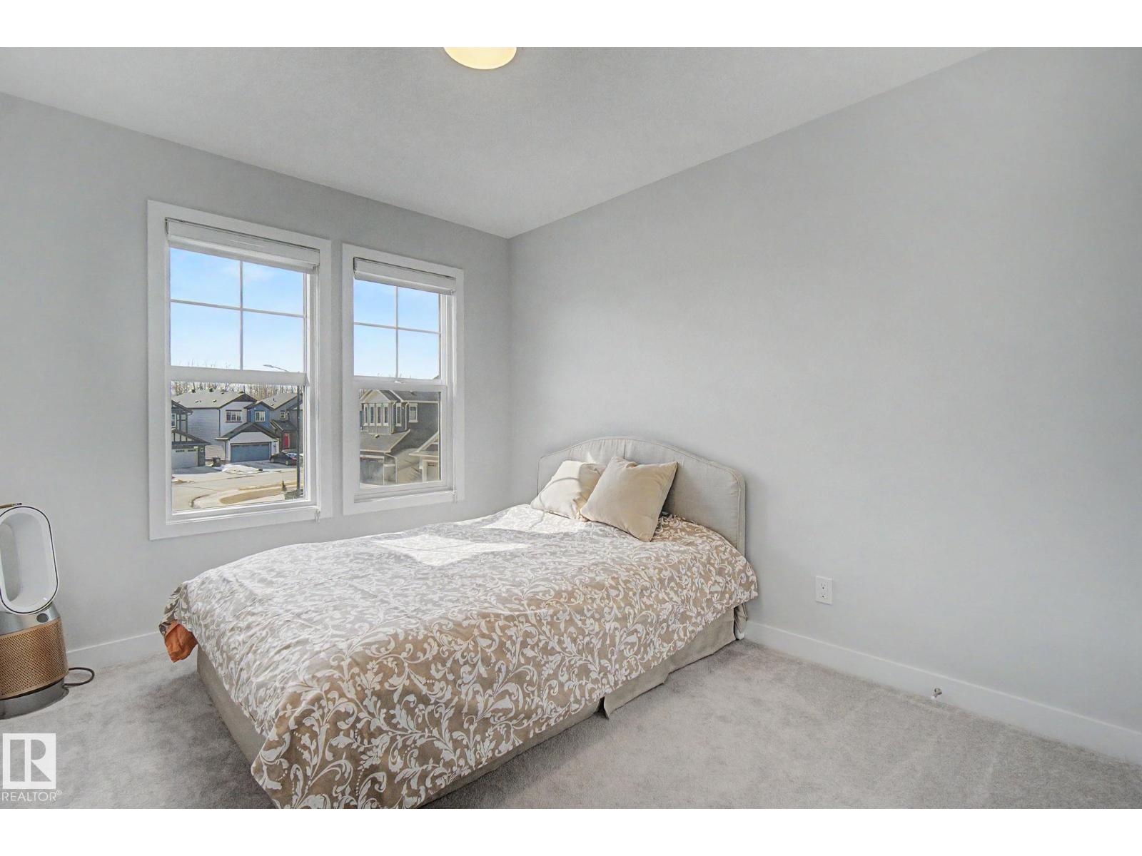 2721 DONAGHEY CR SW, Edmonton