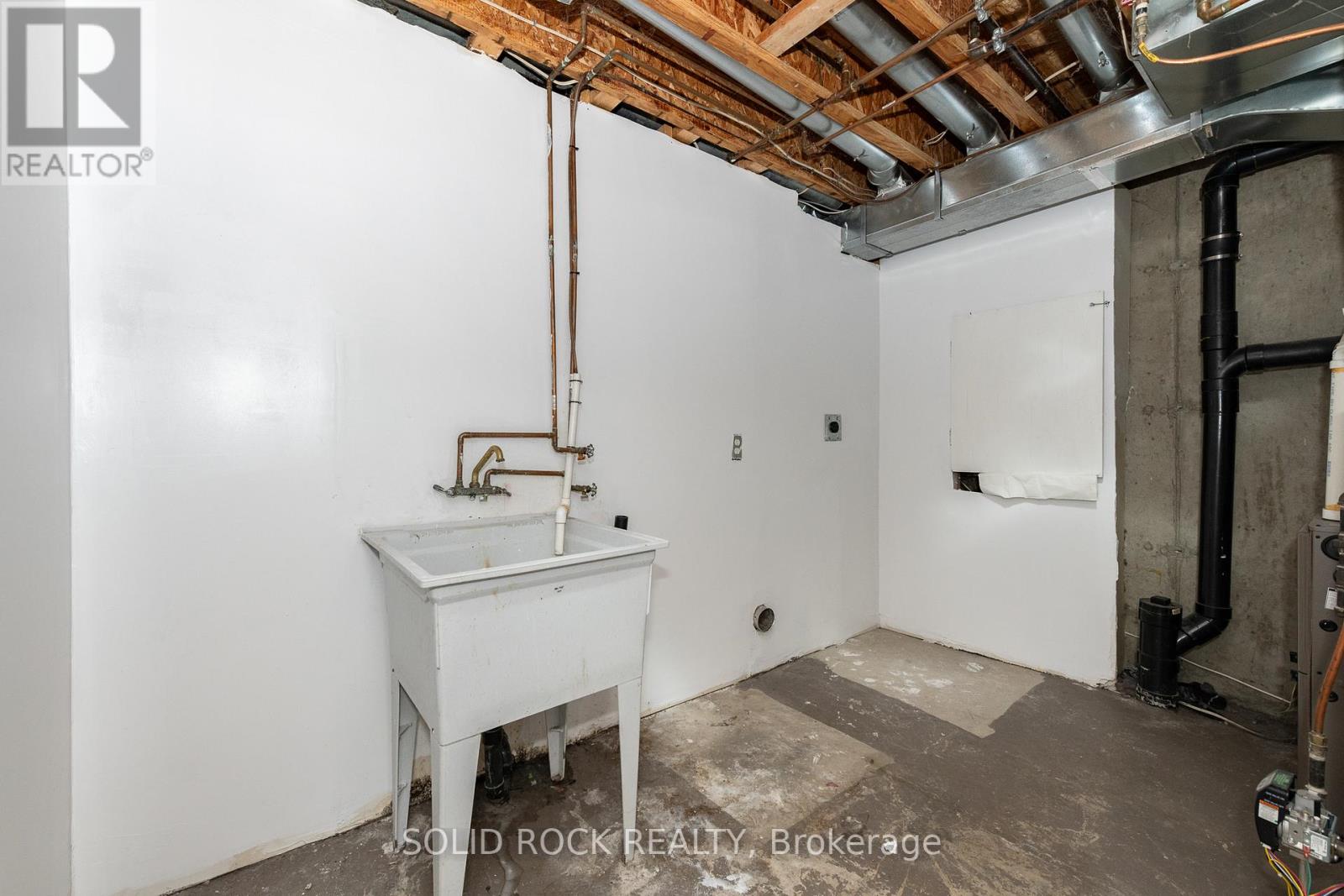 17 JOHNSTON STREET — photo 38