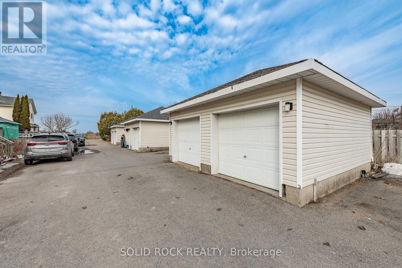 17 JOHNSTON STREET — photo 41