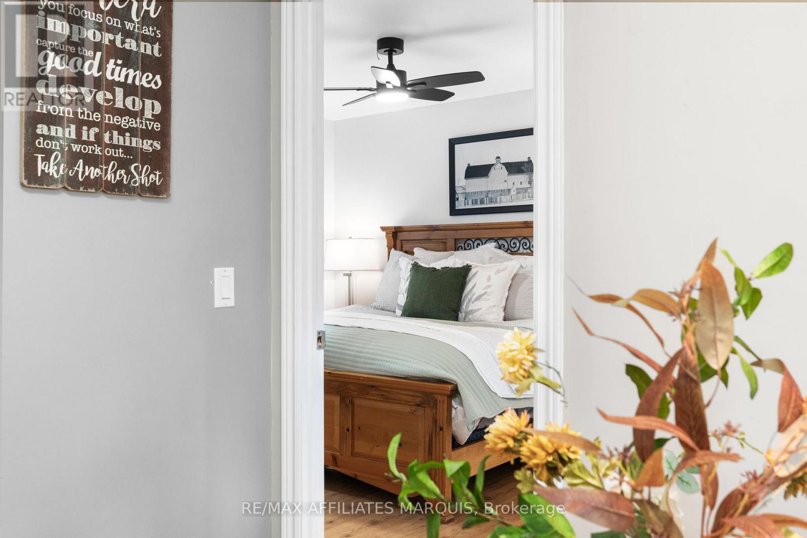 2 CAMPBELL DRIVE — photo 20
