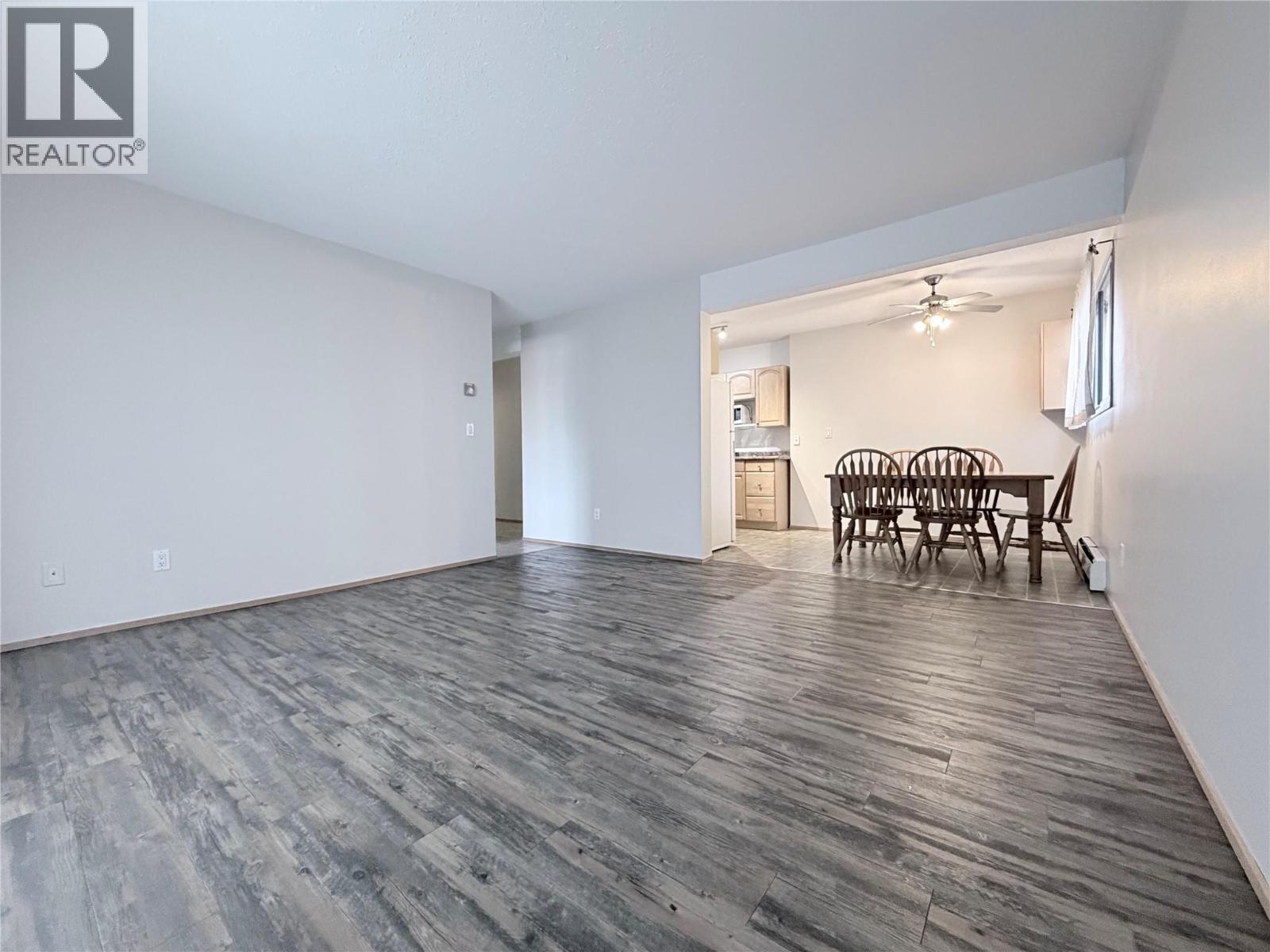 206 409 Main Street, Sicamous