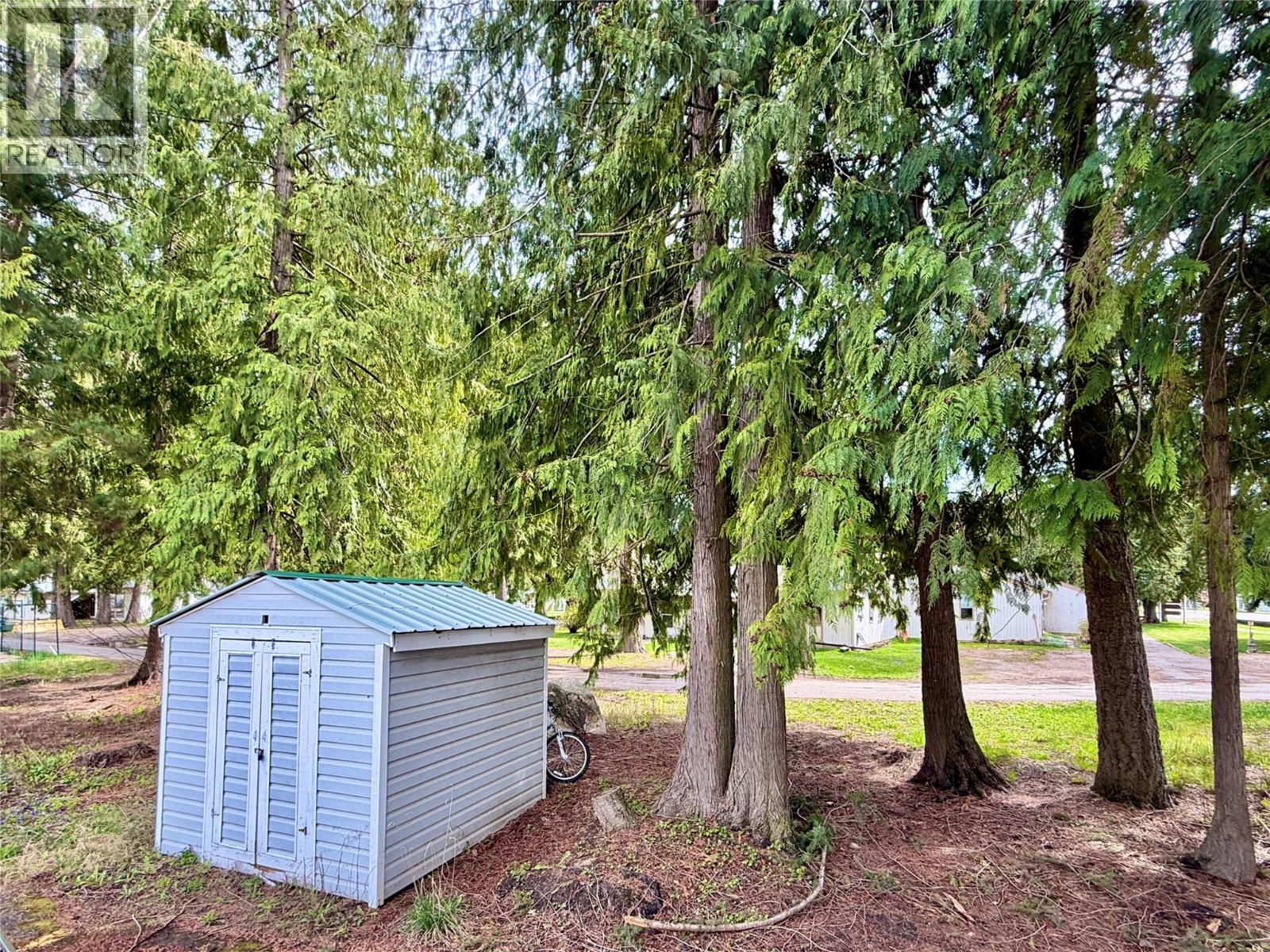 206 409 Main Street, Sicamous