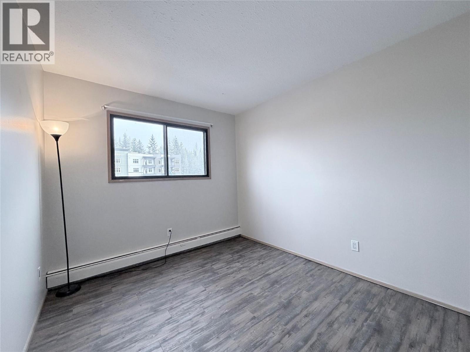 #206 409 Main Street - 25