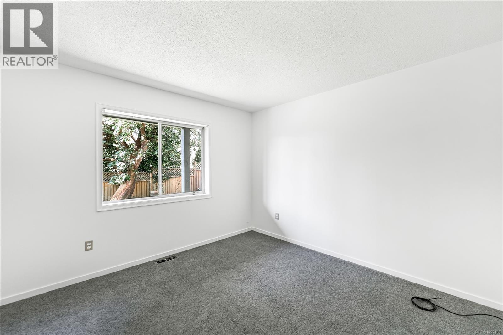  1731 Patly Place, Victoria