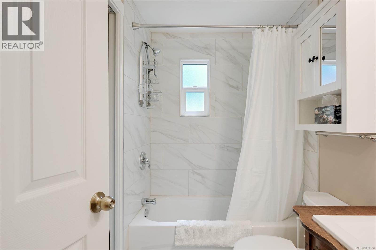 17 2500 Florence Lake Road, Langford