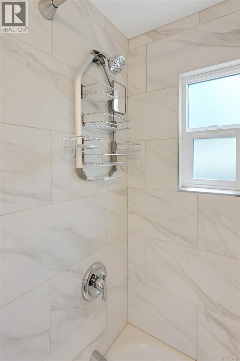 17 2500 Florence Lake Road, Langford