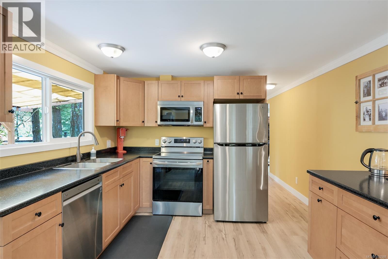 17 2500 Florence Lake Road, Langford