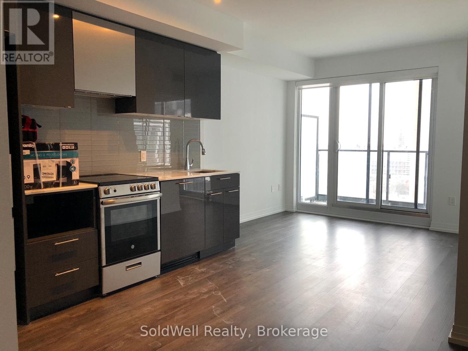 Listing photo of 1720 - 251 JARVIS STREET