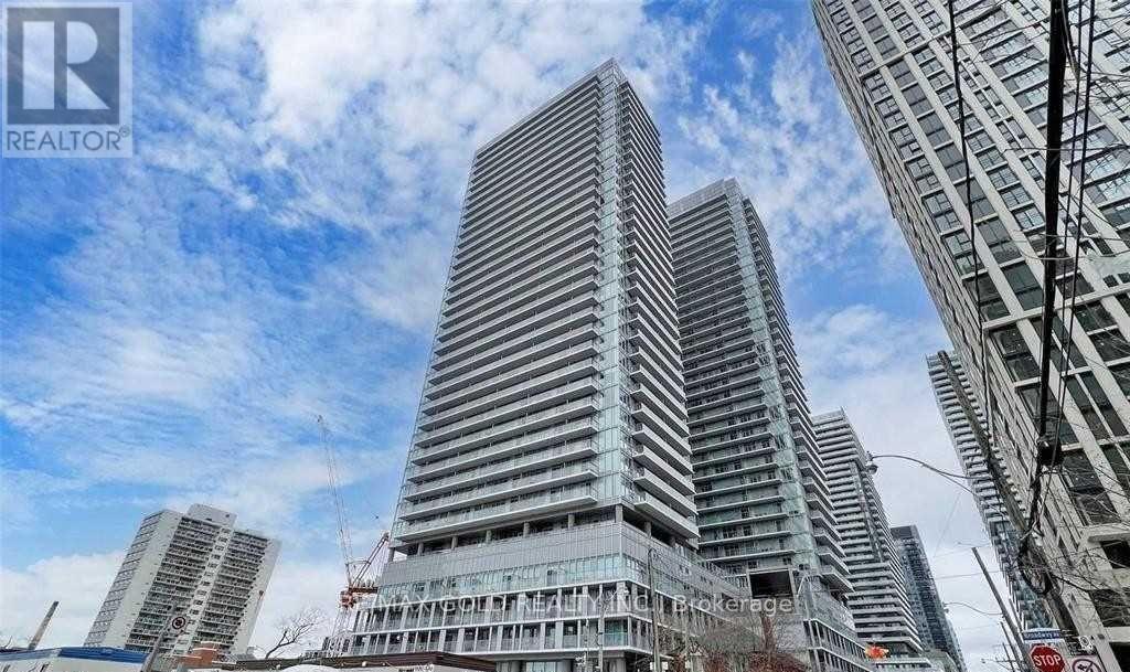 3301 - 195 REDPATH AVENUE