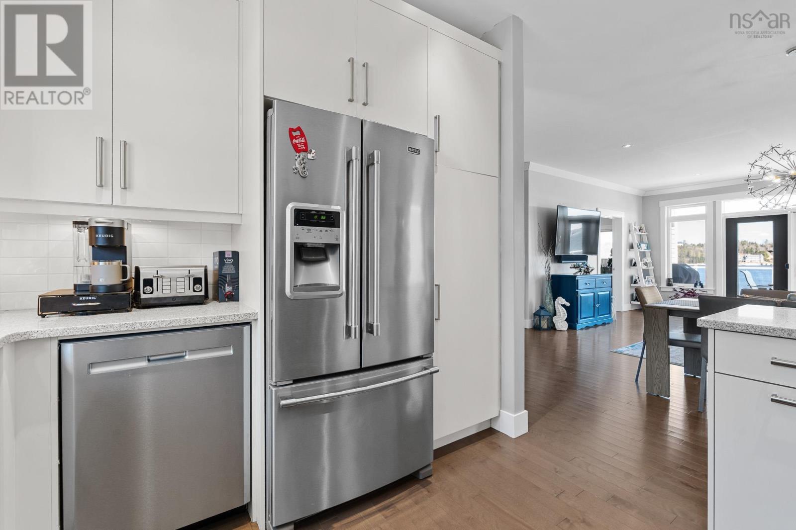 Property 16 of 35 of 32 Logboom Run