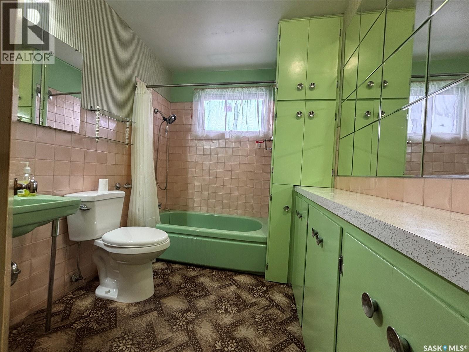413 Maple STREET — photo 25
