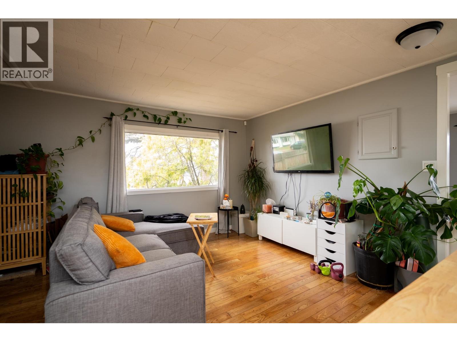 1626 TAMARACK STREET - 4