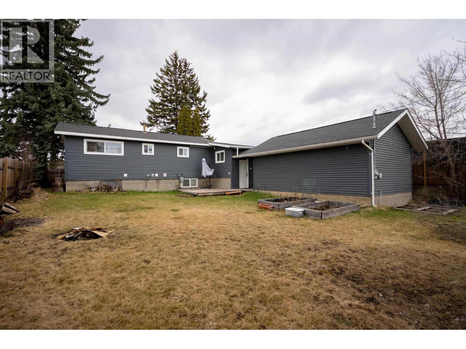 1626 TAMARACK STREET - 21