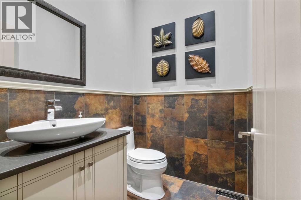 Single Family House for Sale in   Avenue NE Winston Heights/Mountview Calgary 