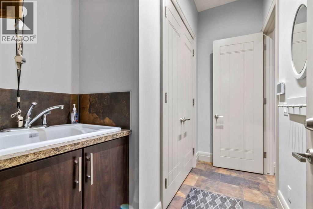 Single Family House for Sale in   Avenue NE Winston Heights/Mountview Calgary 