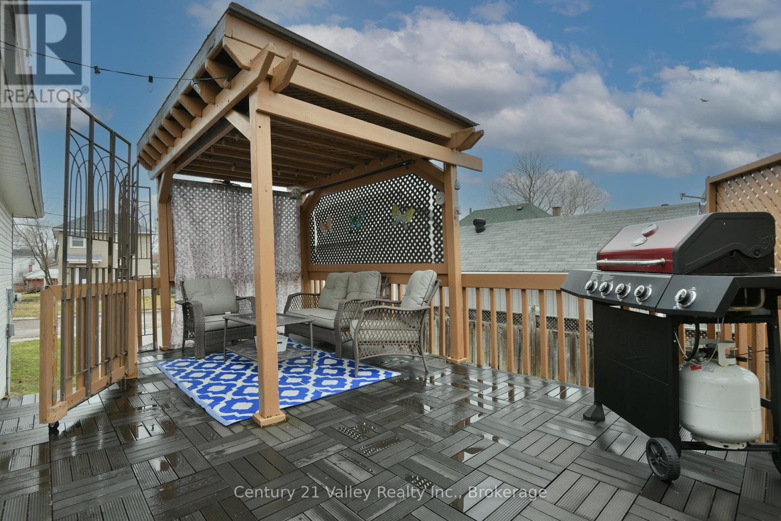 Gazebo for those sunny days