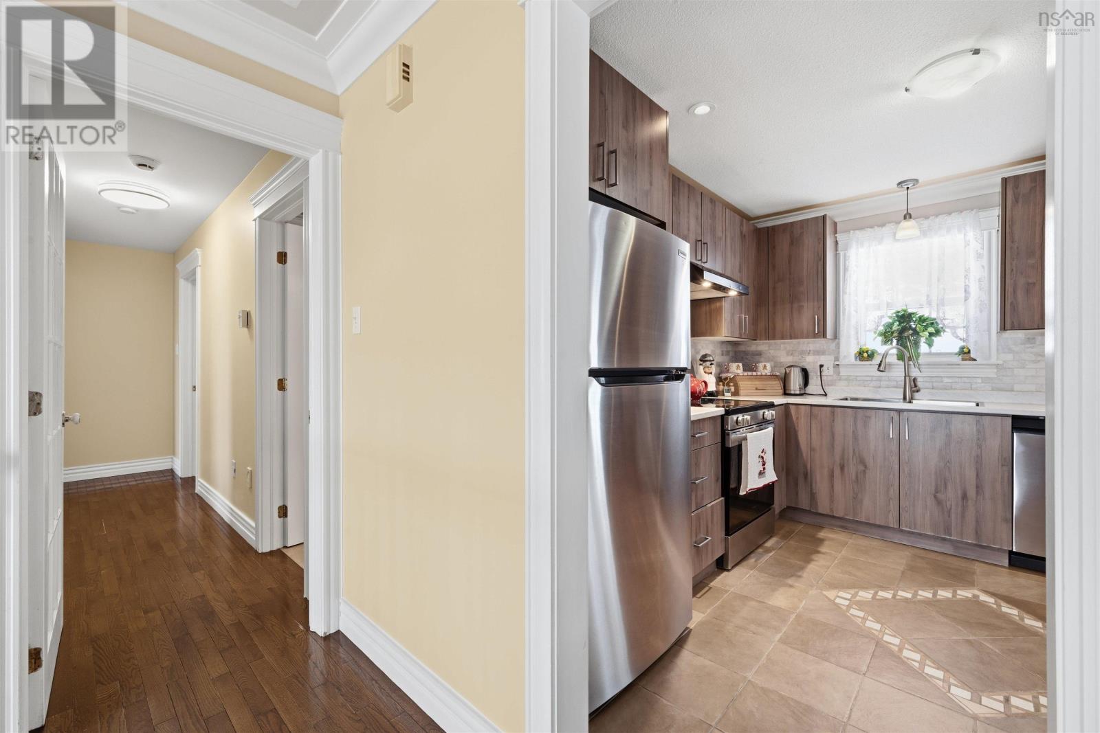 Property 12 of 34 of 15 Feller Court