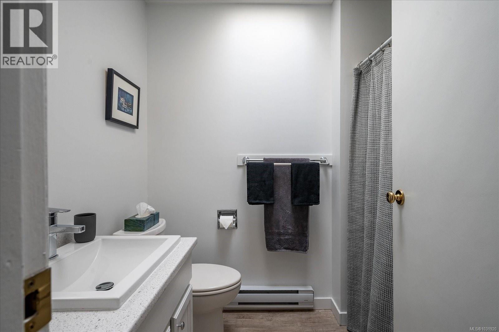 #7 219 BAGSHAW ST - 27