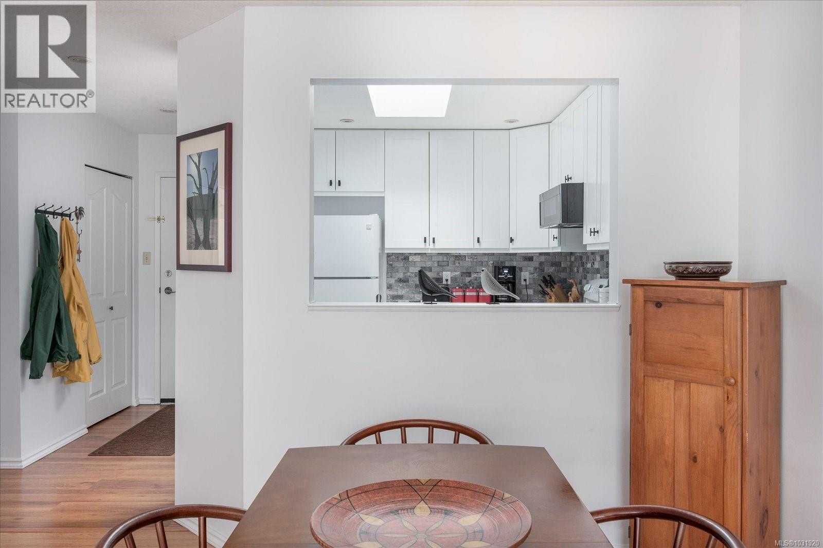 #7 219 BAGSHAW ST - 11