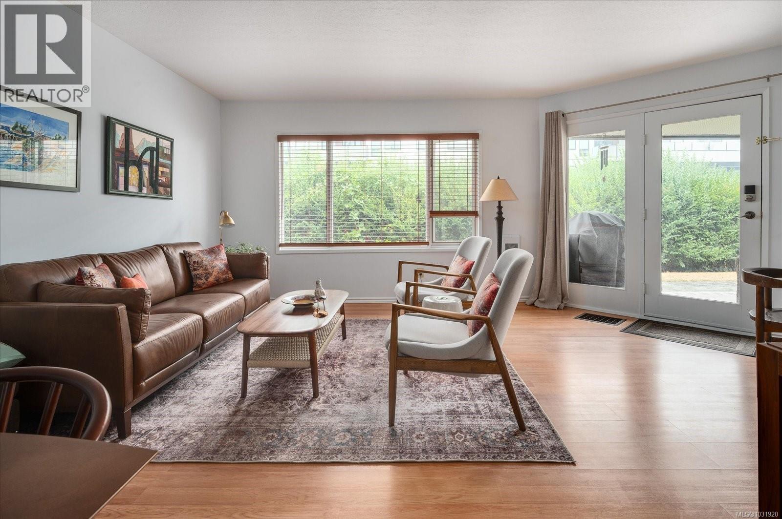 #7 219 BAGSHAW ST - 7