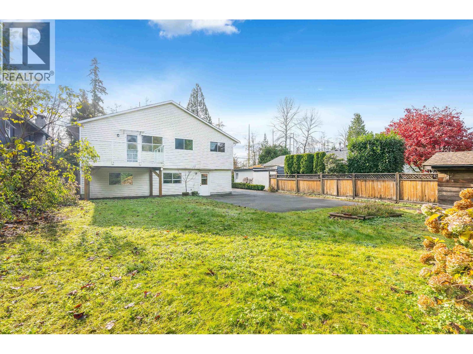 3868 MT SEYMOUR PARKWAY — photo 5