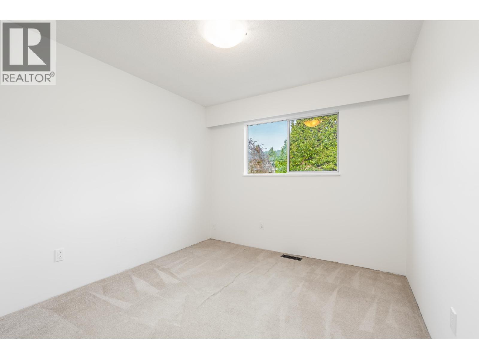 3868 MT SEYMOUR PARKWAY — photo 17