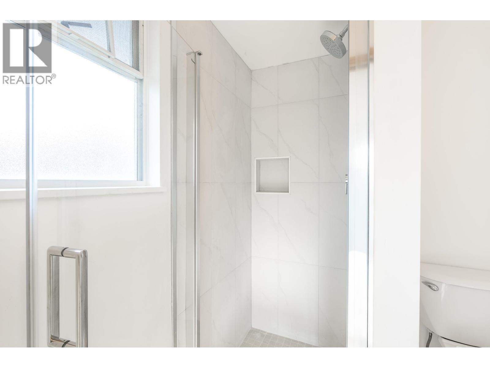 3868 MT SEYMOUR PARKWAY — photo 12