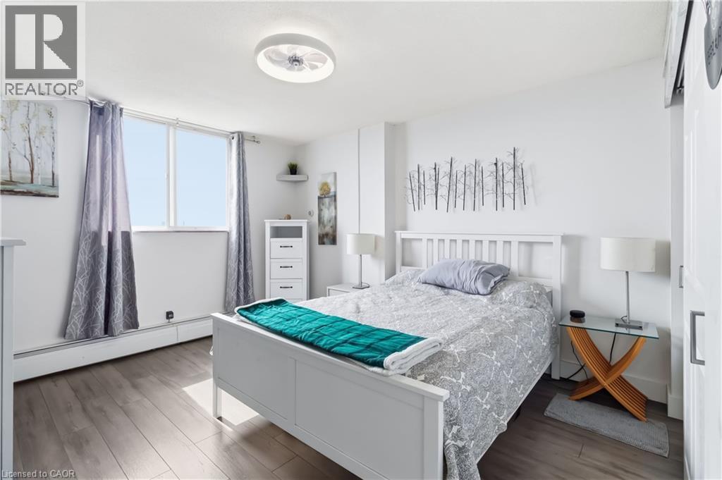 #1706 975 WARWICK Court - 17