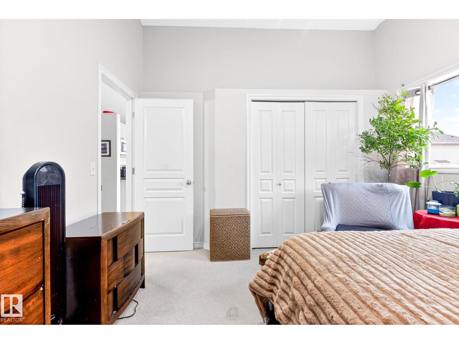 20147 48 AV NW, Edmonton