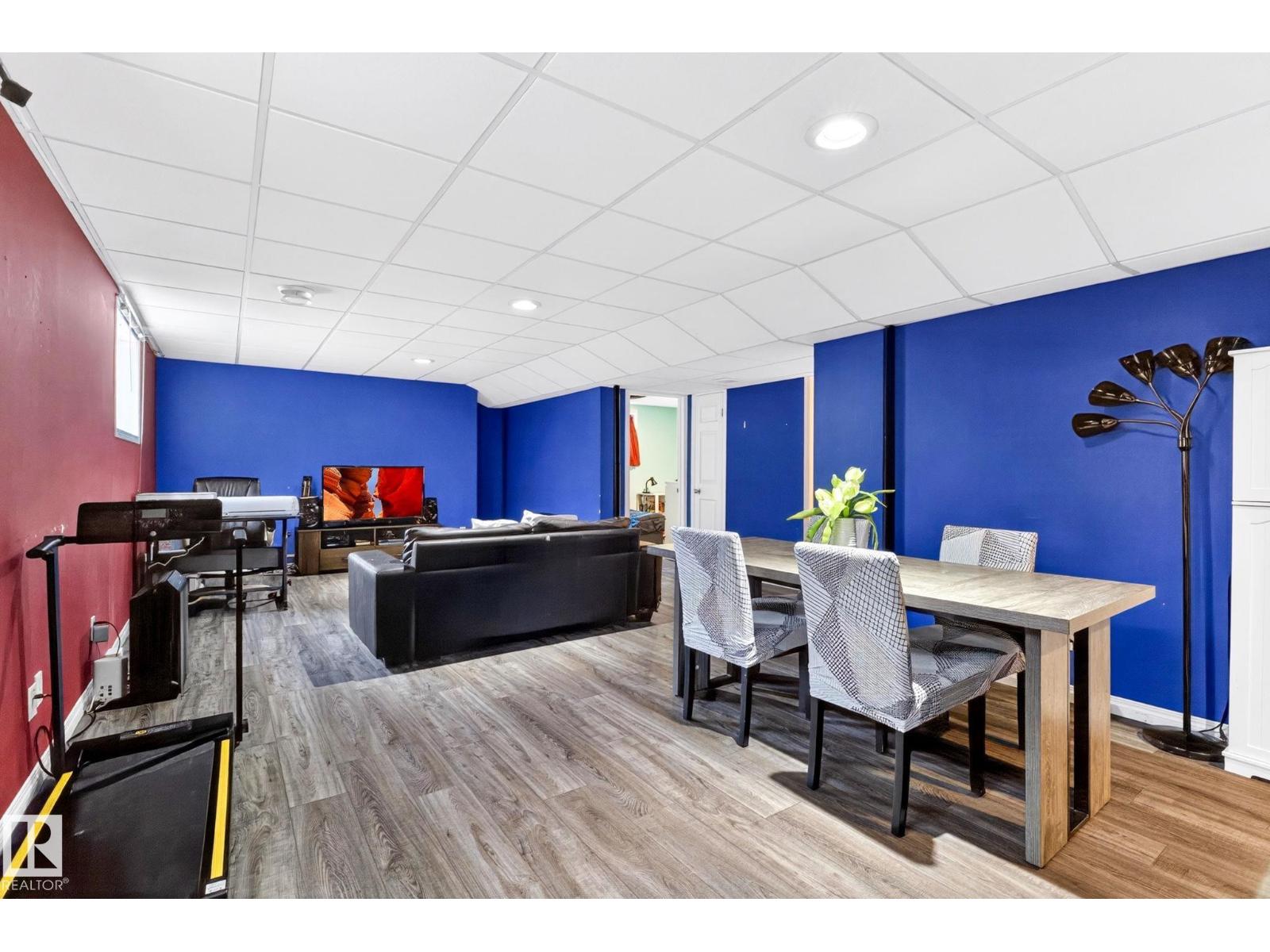 20147 48 AV NW, Edmonton