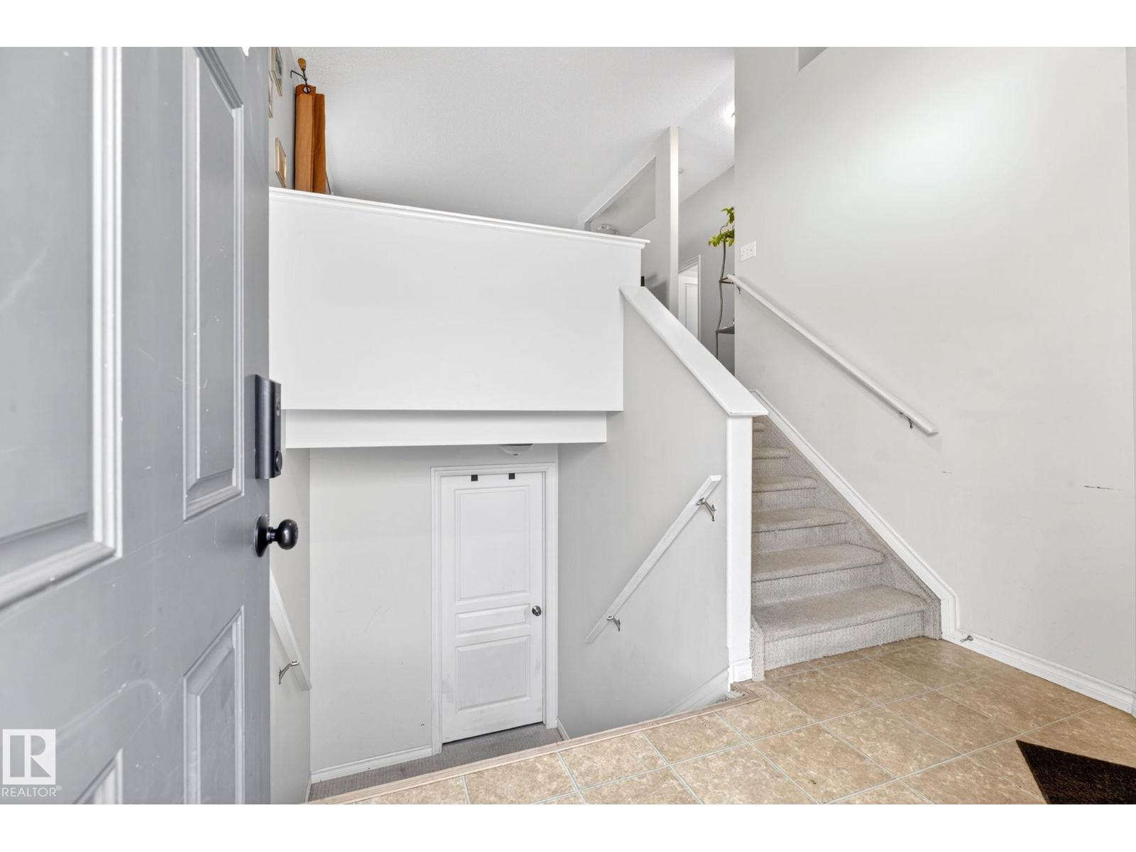 20147 48 AV NW, Edmonton