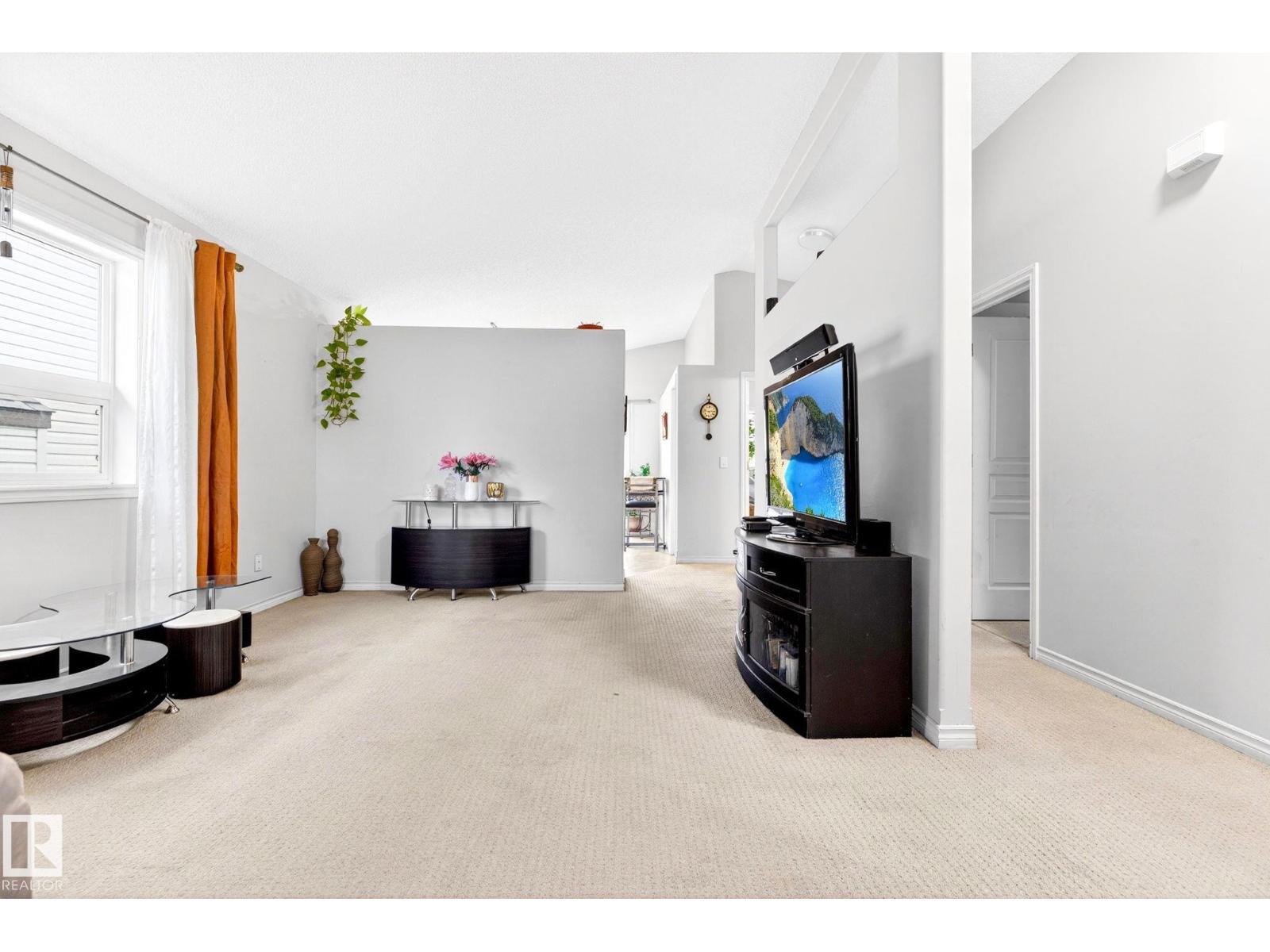 20147 48 AV NW, Edmonton