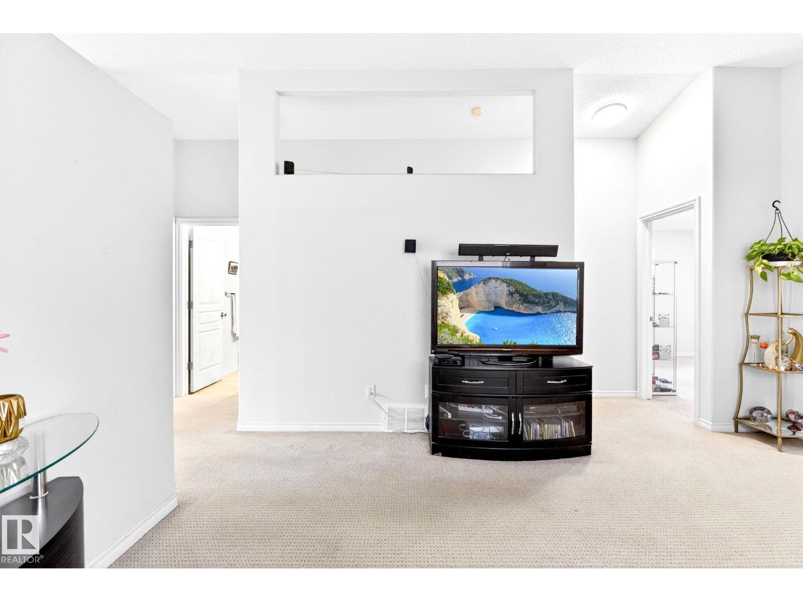 20147 48 AV NW, Edmonton