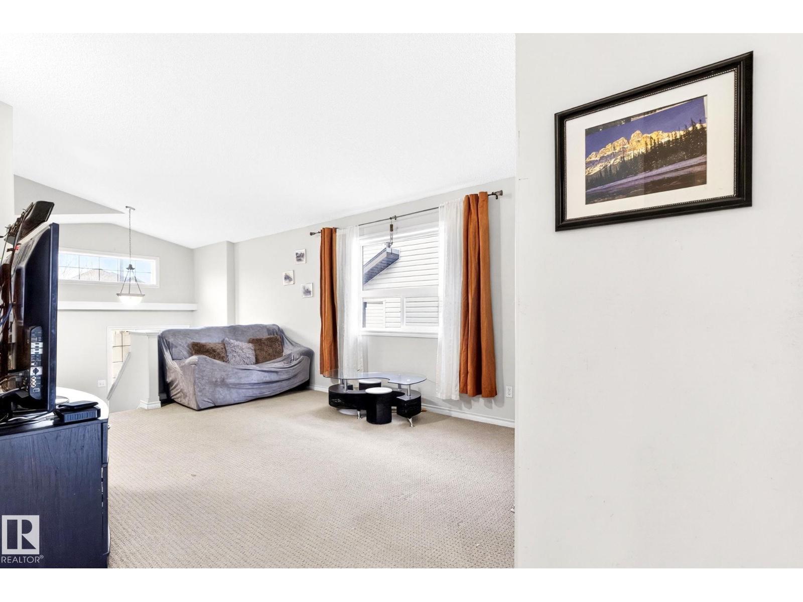 20147 48 AV NW, Edmonton