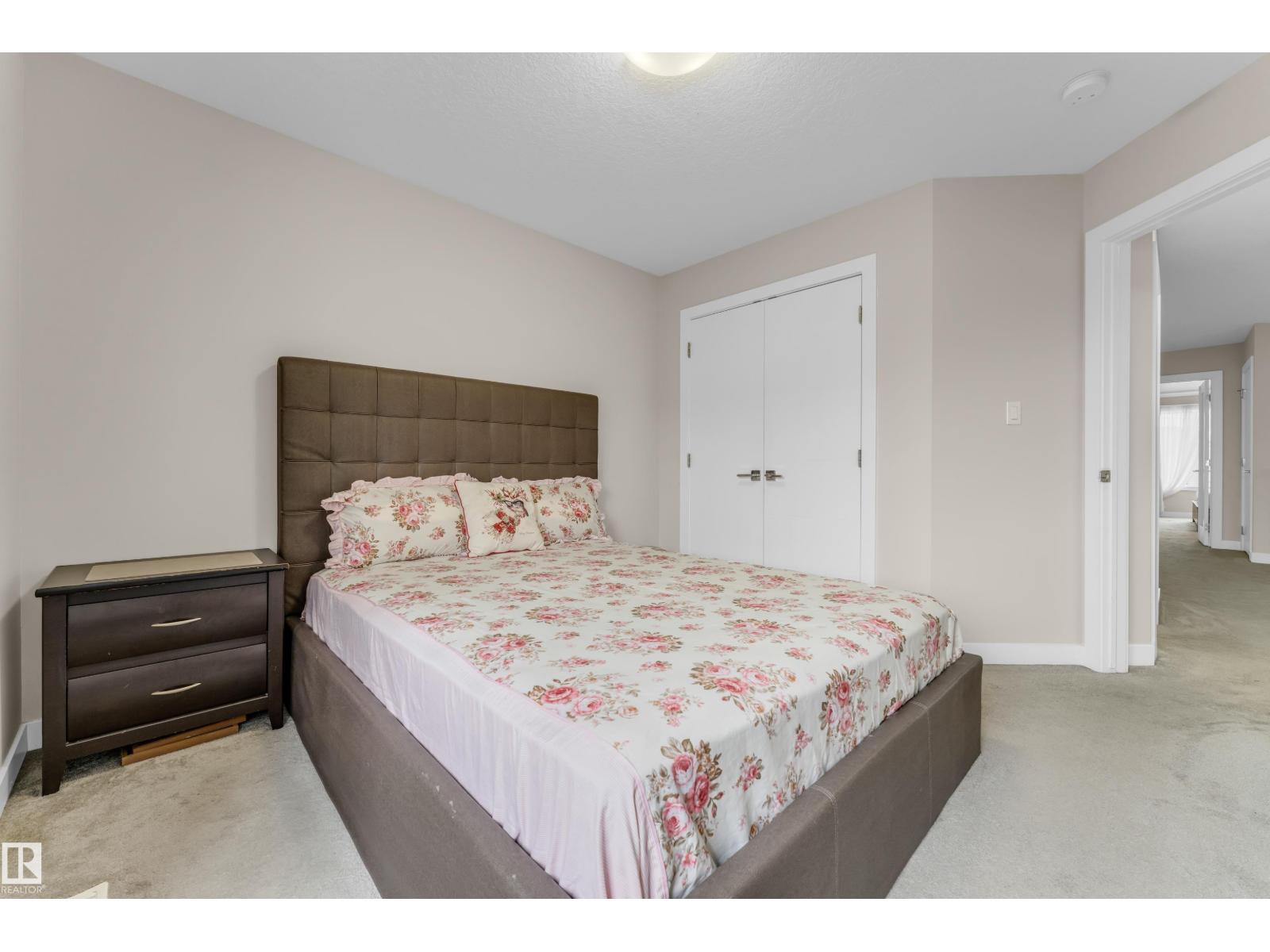 #32 1703 16 AV NW, Edmonton