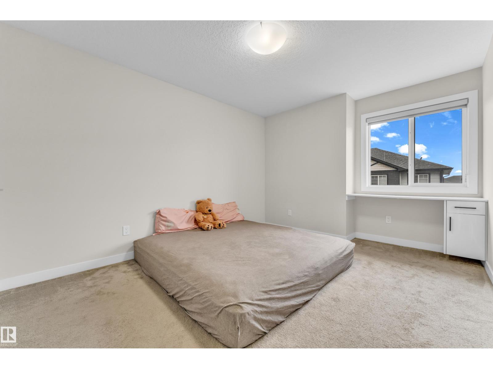 #32 1703 16 AV NW, Edmonton