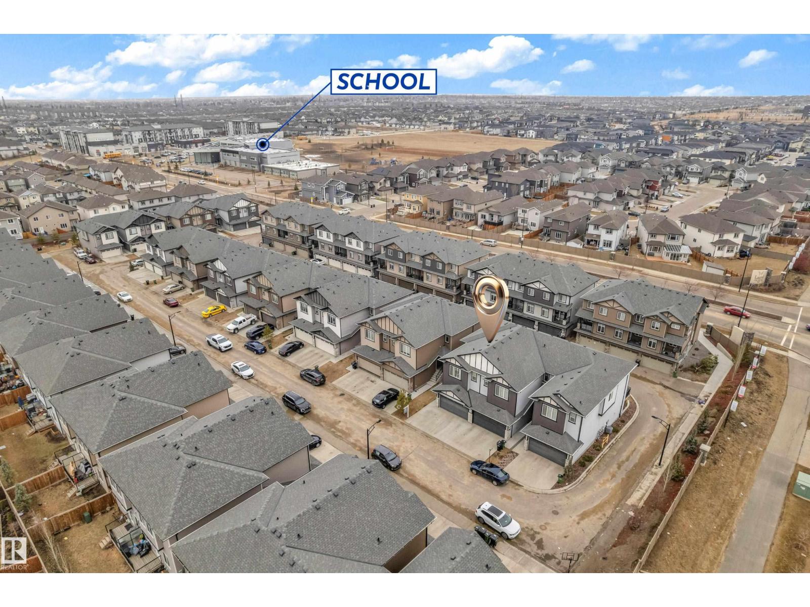 #32 1703 16 AV NW, Edmonton