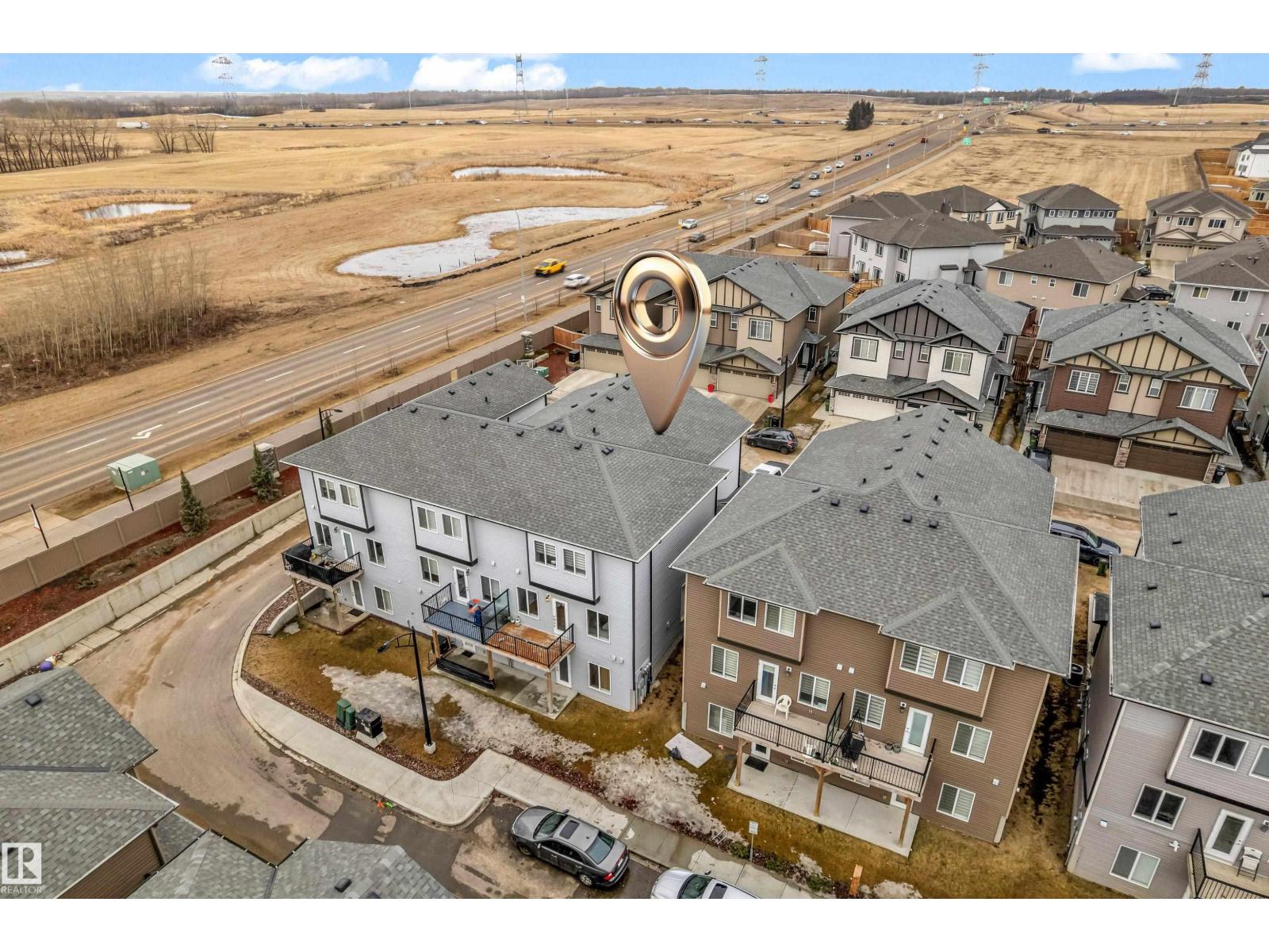 #32 1703 16 AV NW, Edmonton