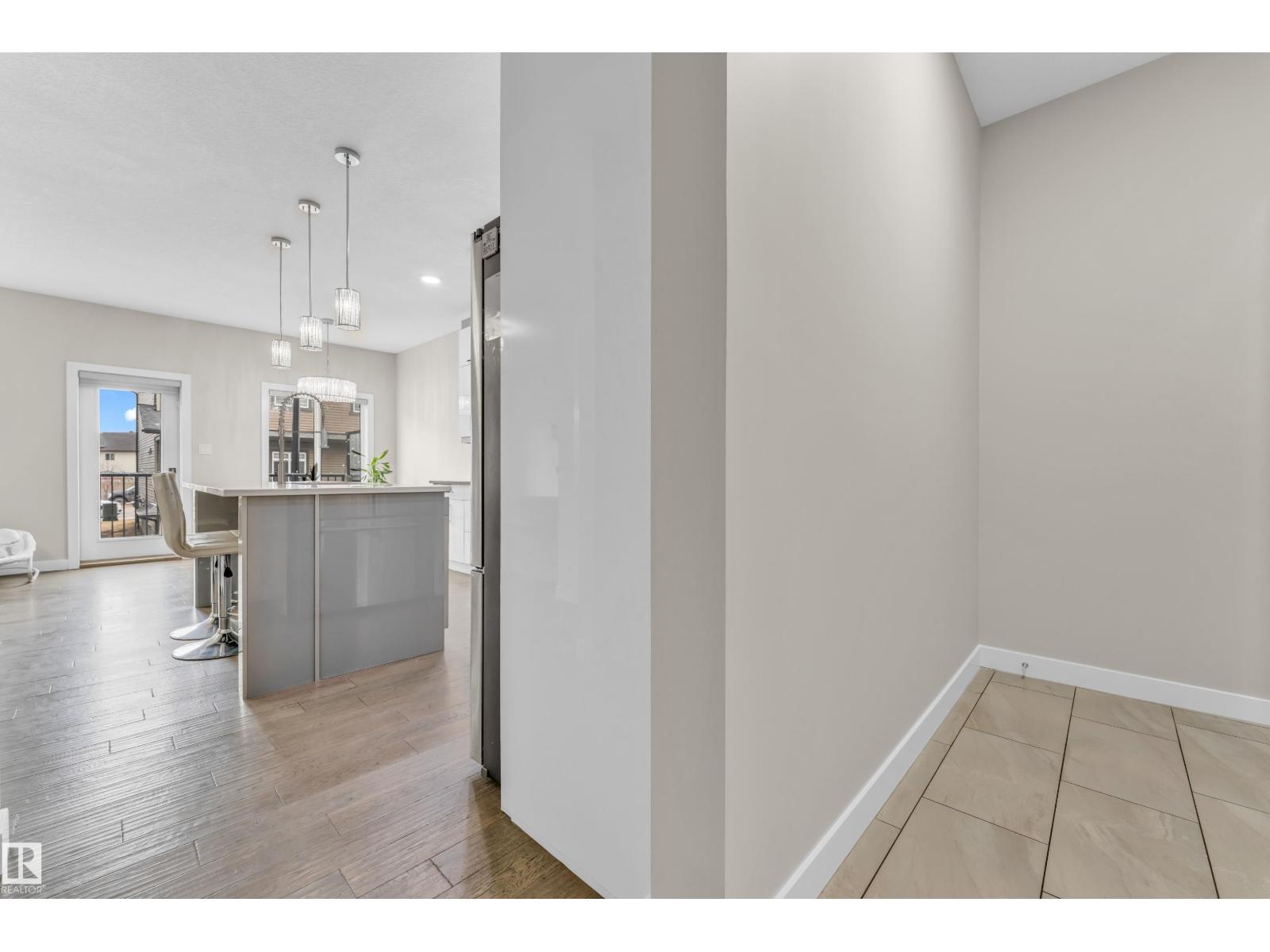 #32 1703 16 AV NW, Edmonton